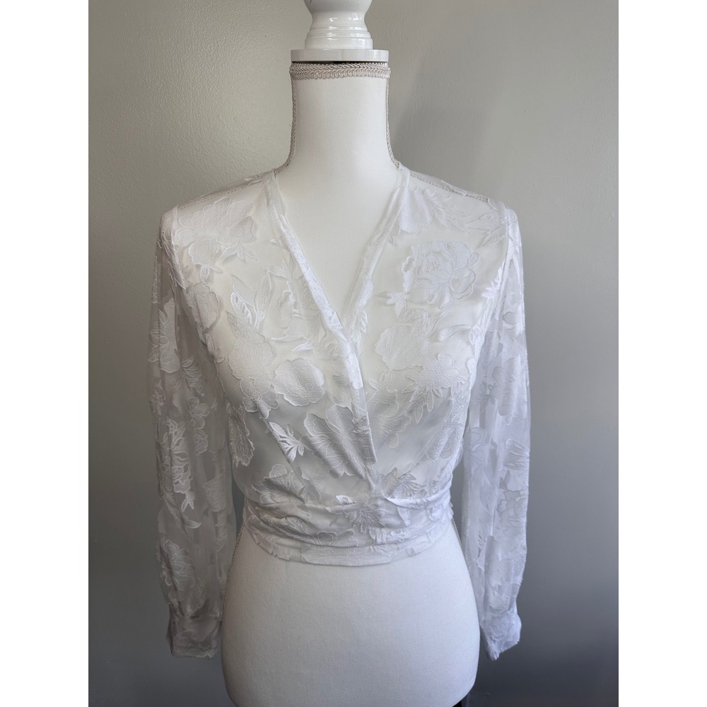 Amber Sky White Floral Burnout Sheer Wrap Crop Top Long Sleeve SB5149 Medium